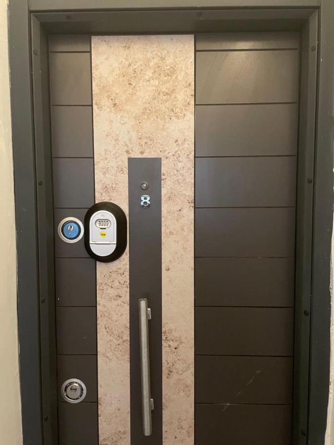Mates Istiklal Suites อิสตันบูล ภายนอก รูปภาพ
