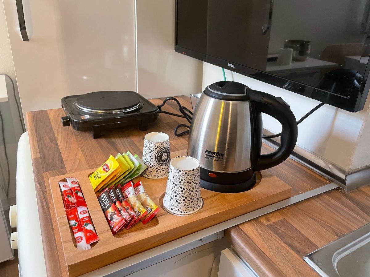 Mates Istiklal Suites อิสตันบูล ภายนอก รูปภาพ