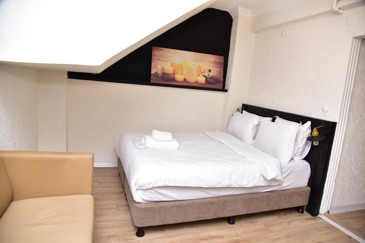 Mates Istiklal Suites อิสตันบูล ภายนอก รูปภาพ